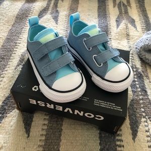 Baby converse size 4